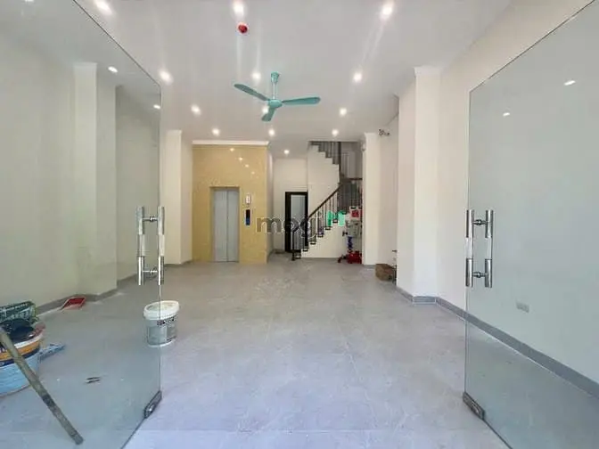 Cho Thuê Nhà Mặt Phố Trần Đại Nghĩa Dt 400M²,Mt 5.5M, Giá:80Tr/Tháng