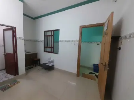 Phòng Full Nội Thất - Giá Rẻ 2.7Tr - Hẻm 484 Trường Chinh