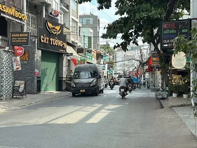 Ks 7L 2 Sao Hầm T.máy 22P 5.6M 125M2 Mt Gần Thống Nhất Dt 180Tr 23 Tỷ