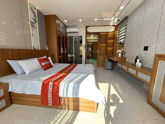 Ks 7L 2 Sao Hầm T.máy 22P 5.6M 125M2 Mt Gần Thống Nhất Dt 180Tr 23 Tỷ