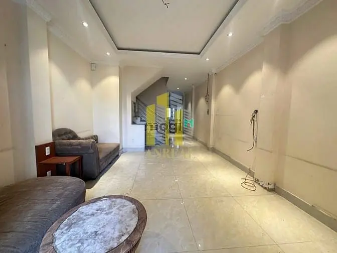 Nhà Phố Đường Trần Não Hầm 3 Lầu 6 Phòng Giá 30 Triệu