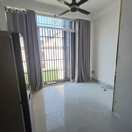 Studio Ban Công Full Nội Thất - Thang Máy, Hầm Xe - Hoàng Hoa Thám - Chỉ Tính ️ Và Nước