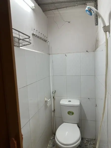 Phòng 12M Dường Đi Riêng Tự Do Giờ Giấc 1.8 Triệu/Thang