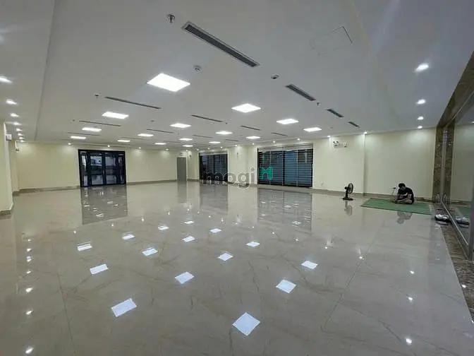 Bán Tòa Nhà Văn Phòng Trung Tâm Cầu Giấy