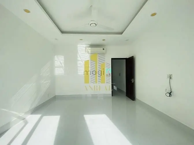 Cho Thuê Nhà Thảo Điền 2 Lầu Sân Xe Hơi - Giá 25 Triệu