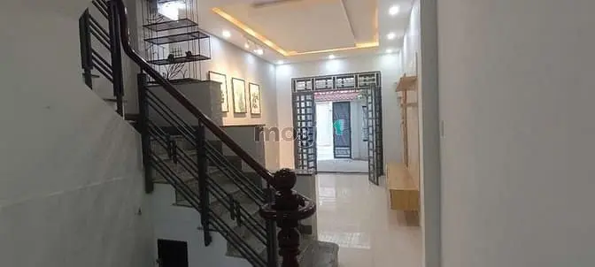 Cho Thuê Căn Nhà 1 Trệt 2 Lầu Hẻm Xe Hơi Đường Nguyễn Văn Thương (D1)