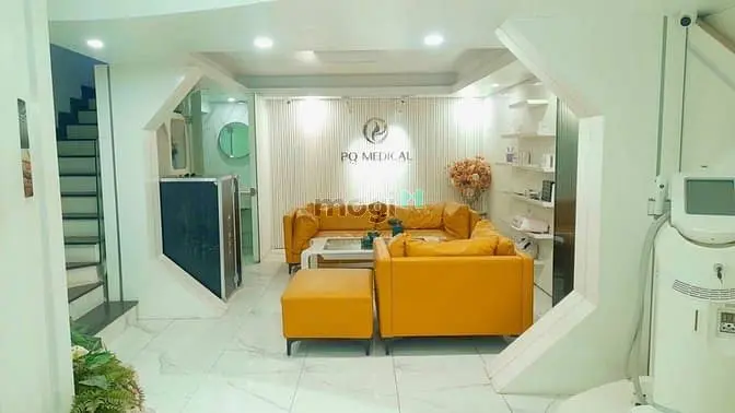 Cần Bán Gấp Tòa Nhà Văn Phòng Đình Thôn