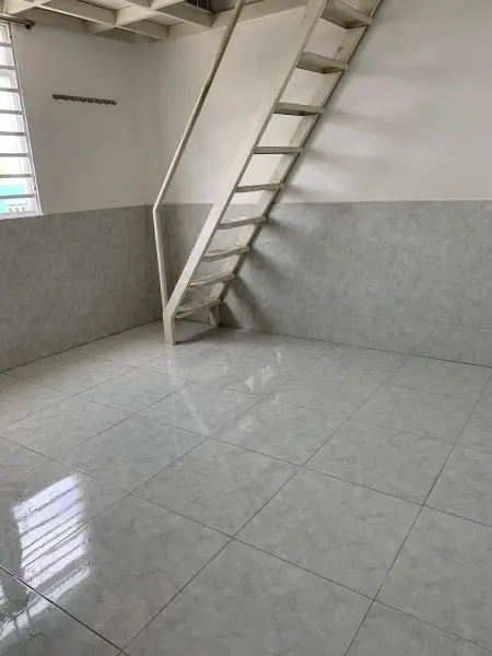 Cho Thuê Nhà Lầu 4, Chung Cư 141, Quận 5