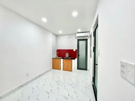 Phòng Đẹp Mới Ngay Gần Âu Cơ Lạc Long Quân