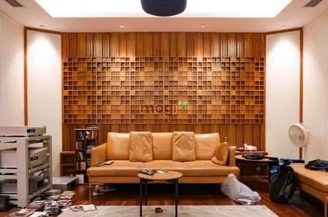 Bán Gấp Nhà Mặt Phố Liễu Giai - Có Hầm