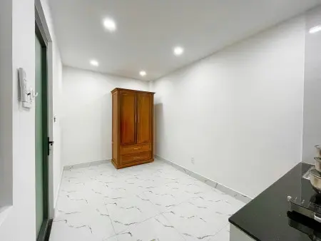 Phòng Đẹp Mới Ngay Gần Âu Cơ Lạc Long Quân