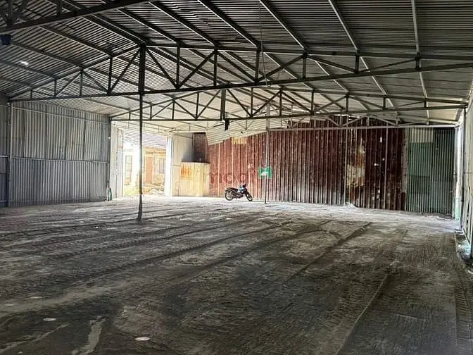 Cho Thuê Nhà Kho 400 M2 Sx Gỗ , Cơ Khí ... Xa Dân !