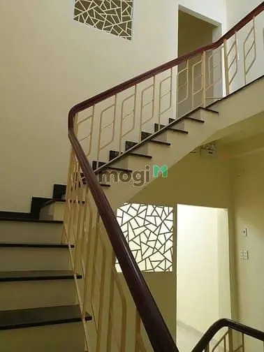 Cho Thuê Nhà Mt Kinh Doanh Đông Đúc Đường Chợ Lớn,4X20M,26Tr/Tháng