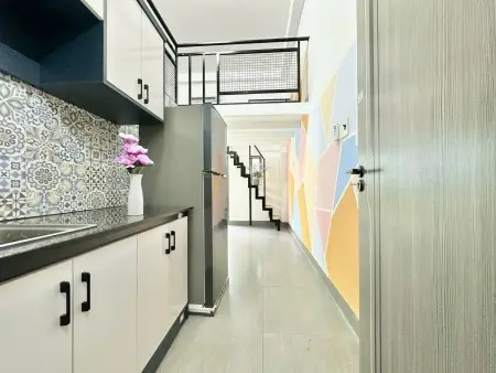 Phòng Trọ Cực Rộng, Gác Cao M8, Full Nội Thất. Ở Được 3-4 Người. Ban Công Thoáng Gần Mai Chí Thọ