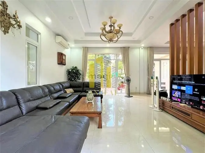 Biệt Thự Trần Não 340M2 Sân Vườn Rộng - Đầy Đủ Nội Thất
