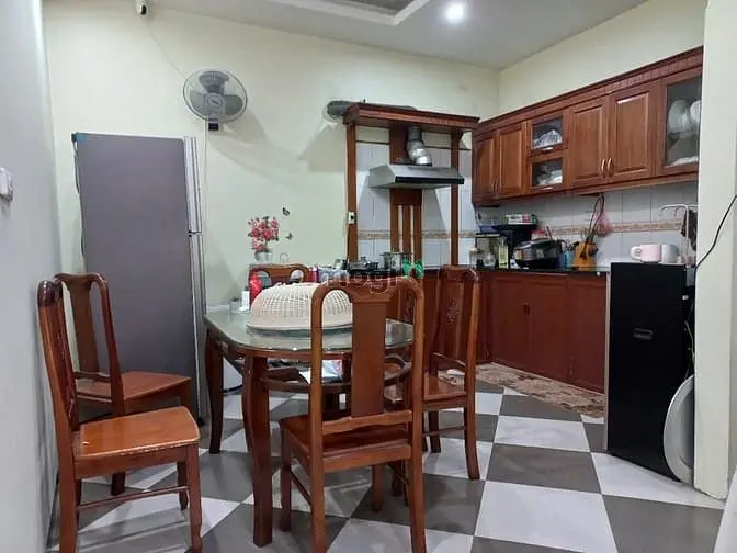 A/C Nào Cần Tìm Nhà Sát Phố Đừng Bỏ Qua Căn Này