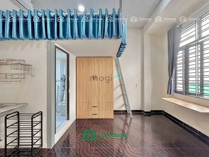 Phòng Có Gác Bancol Full Nội Thất Ở Thoại Ngọc Hầu Gần Đh Văn Hiến