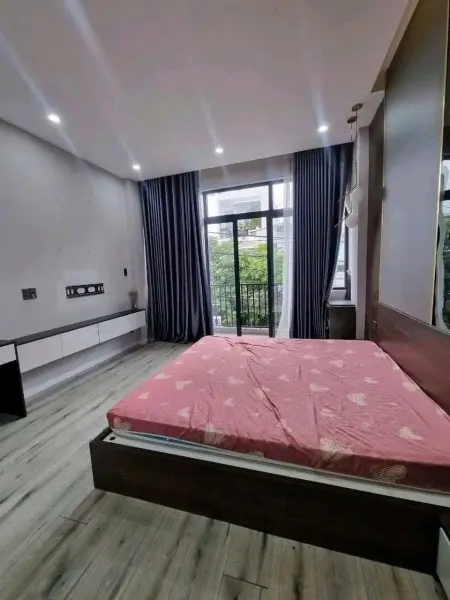 Cho Thuê Nhà 3 Tầng Mt Nguyễn Hiền, Sơn Trà, Đà Năng. 15Tr