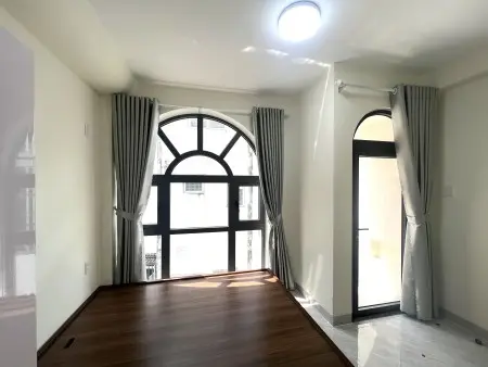 Căn Hộ Ban Công Ngay Ngã Tư Thủ Đức