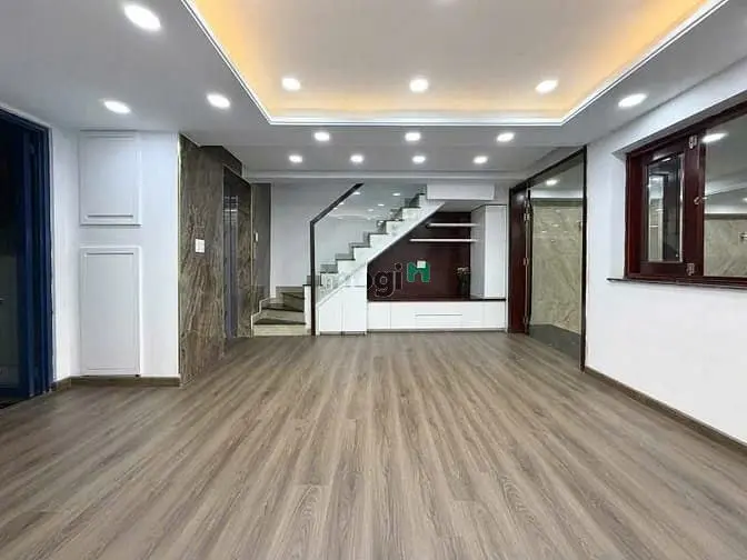 Gấp Bán Hxh Ngang 6M Nguyễn Văn Trỗi 4L T.máy Gara Hồ Bơi 78M2 16.9 Tỷ