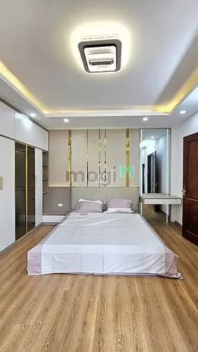 Nhà Đẹp Ngõ Quỳnh, Giá 10.6 Tỷ, Hơn 34M2X5T, Thang Máy, Ở Luôn