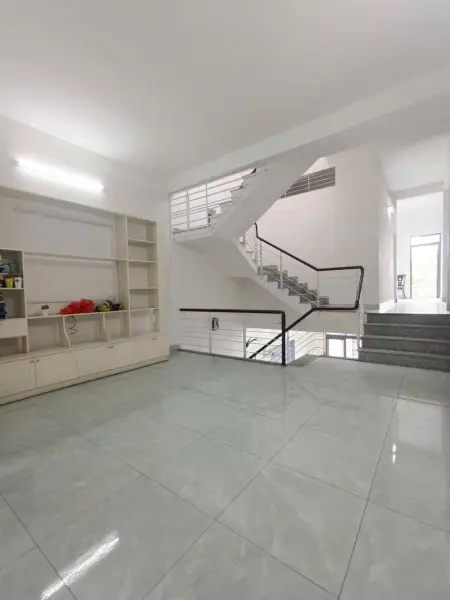 Cho Thuê Nhà 3 Tầng X 125M2 Mặt Tiền Bùi Tá Hán. Nam Việt Á. Ngũ Hành Sơn_20Tr