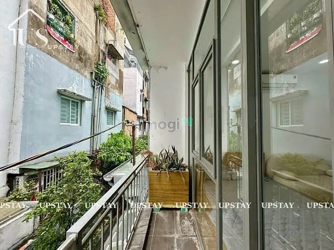 Balcony Trần Quang Khải Gần Nhà Thờ Hồng, Chợ Tân Định Quận 1 Giáp Q3