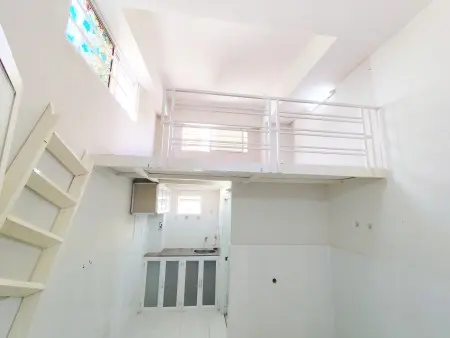 Phòng Có 4 Cửa Sổ, Free Wi-Fi, Sẵn Bếp, Tủ, Đầu Dãy Trọ, Gạch, Có Mọi Thứ,...