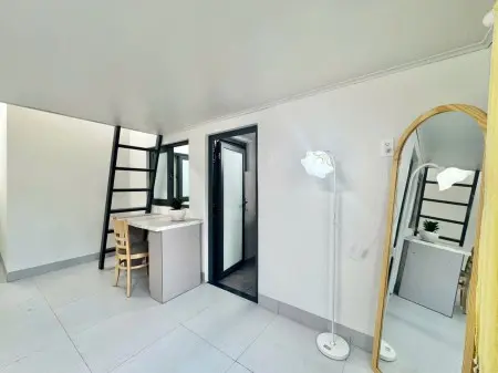 Khai Trương Phòng Mới Xây Giá Giảm Shock Còn 4.3Tr Ngay Chợ Xóm Mới - Siêu Rộng, Thoáng Hình Thực Tế