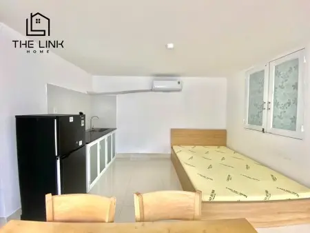 Cho Thuê Căn Hộ Có Ban Công Bình Thạnh, Gần Đh Hutech, Giao Thông Vận Tải