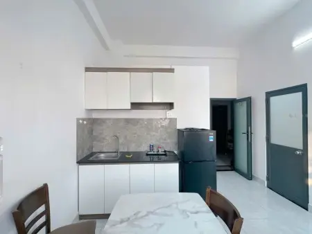 Chung Cư 319 Lý Thường Kiệt, Q11: 8,5Tr, 2P Ngủ, Nhà Mới, 70M2