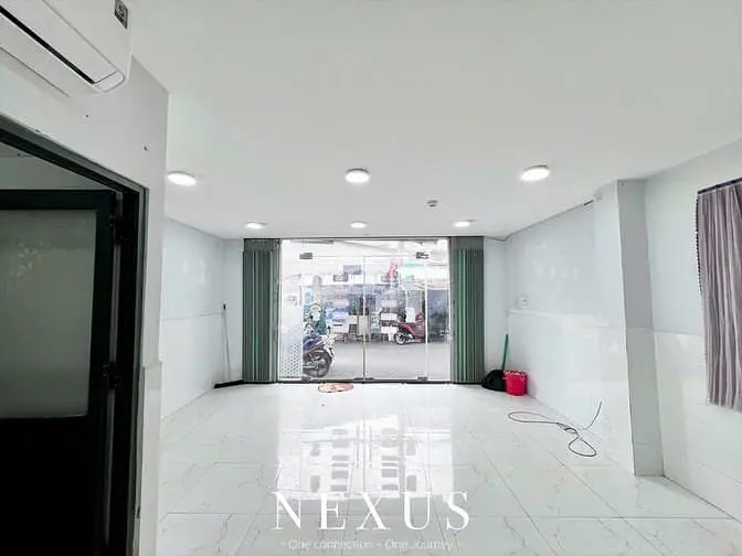 Nằm Ngay Chợ Vải Phú Thọ Hòa Phù Hợp Làm Spa, Nail, Văn Phòng, Tạp Hoá