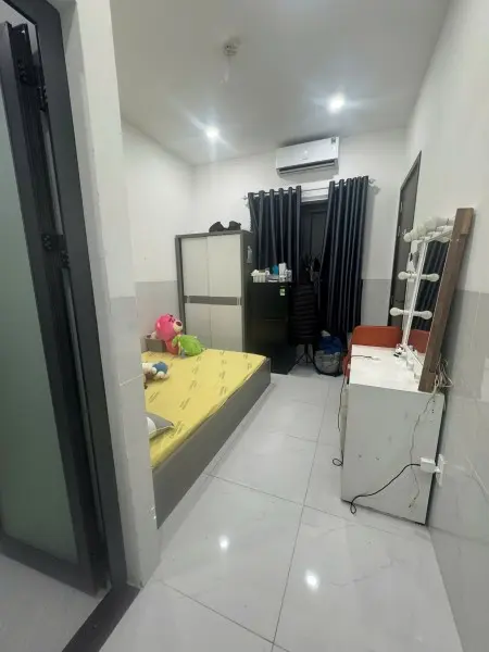 Nhượng Ccmn 30M2 Dọn Vào Ở Luôn 3Tr7 Tại Cát Lái Gần Đh Umt