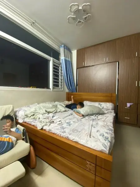 Chung Cư 10A Trần Nhật Duât, Q1: 2P Ngủ, Full Nt, 74M2, 12Tr/Th