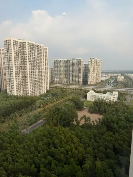 Cho Thuê Căn Hộ Studio Nhà Trống Có Rèm, Kính Nhà Tắm.