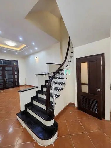 Nhà 5T Đẹp Ngõ La Thành - Hào Nam Ngõ 2,5M, Cách Ôtô Tránh 80M Sát Mp