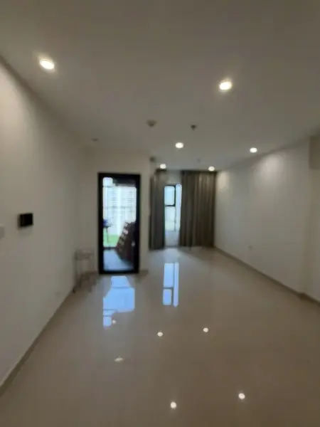 Cho Thuê Căn Hộ Studio Nhà Trống Có Rèm, Kính Nhà Tắm.