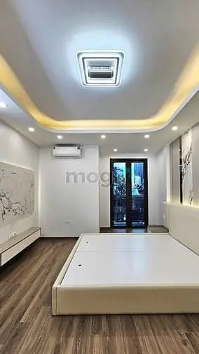 Bán Nhà Sau Nhà Mp Thanh Nhàn, Giá 15.6 Tỷ, 40M2X6T, Thang Máy, Ảnh Th