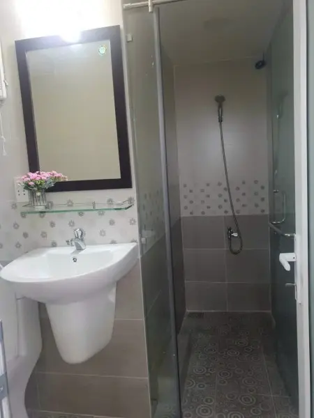 C/C Miếu Nổi - Vũ Huy Tấn Cho Thuê Căn 2P Ngủ, Ntcb, Giá 11.5Tr/Th