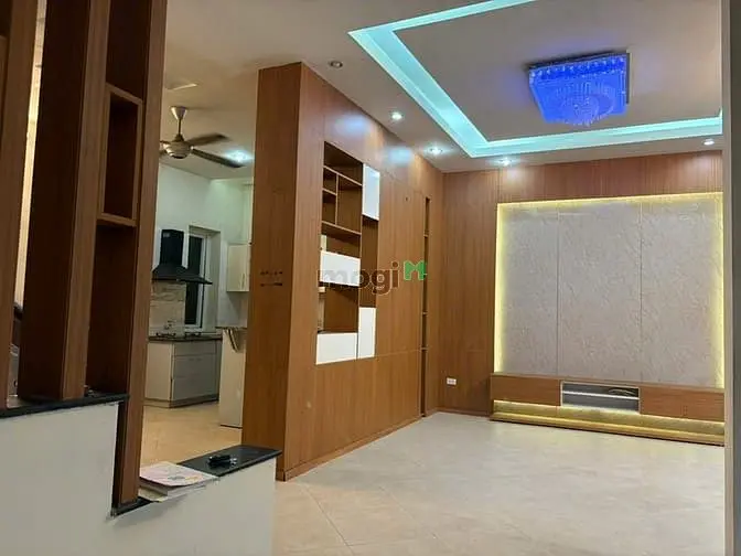 Cho Thuê Nhà 5 Tầng Ngõ Ô Tô Phố Giảng Võ