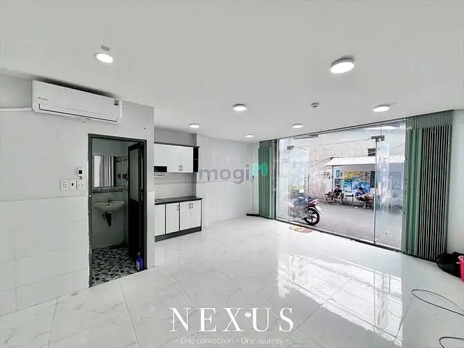 Nằm Ngay Chợ Vải Phú Thọ Hòa Phù Hợp Làm Spa, Nail, Văn Phòng, Tạp Hoá