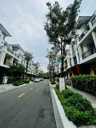 Nhà Nội Thất Cơ Bản Verosa Khang Điền - 4 Tầng - 4Pn 5Wc - All New