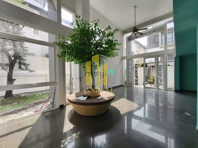 Cho Thuê Biệt Thự Thảo Điền 17X17M Có Sân Vườn - Giá 3500 Usd