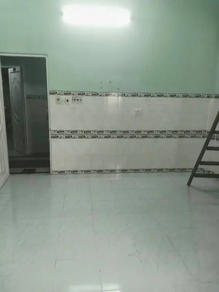 Nhà Trọ - Ngay Ngã Tư Bình Thái