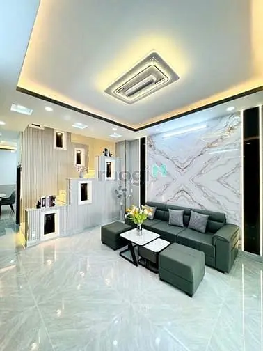 Nhà Mới Dọn Vào Ở Ngay-Hxh- Full Nội Thất- Shr