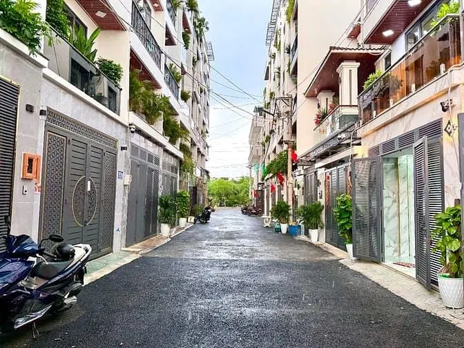 Nhà Sẹc Ngắn Đường Tx 25, Dt:4X13.5M, Lửng, 3Lầu, 4Pn, P.thờ, Gara Xe