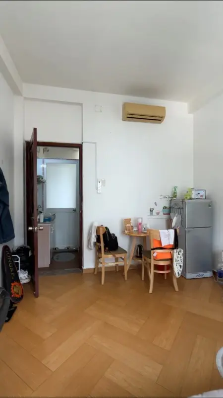 Cho Thuê 1Pn Cửa Sổ Trời Full Nội Thất Ngã Tư Phú Nhuận