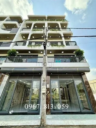 Nhà Đường Thông, Kế Bên Chợ Và Ubp, Dt:4X15,5M, Lửng, 3 Lầu, 4Pn, Gara