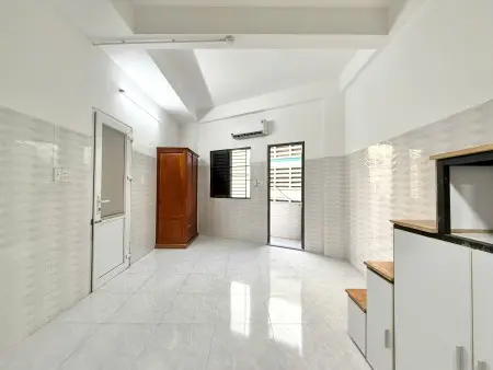 Phòng Gác Lửng Cao Cấp Thoáng Mát Ngay Đh Bách Khoa