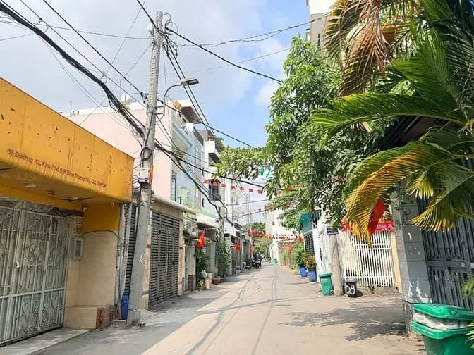 Chính Chủ Gửi Bán Nhà Phố Liền Kề Mặt Tiền Đường Số 42, Bình Trưng Tây